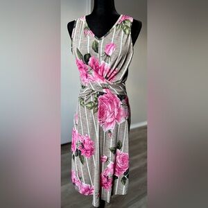 Twenty Floral Midi Dress in Gray and Pink